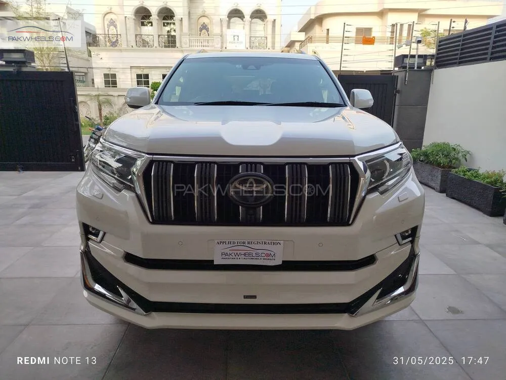 Toyota Prado 2019 for Sale in Lahore Image-1