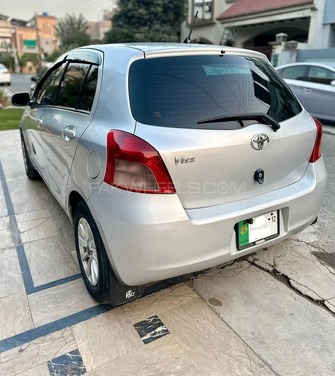 Toyota Vitz 2006 for Sale in Lahore Image-1