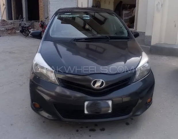 Toyota Vitz 2011 for Sale in Rawalpindi Image-1