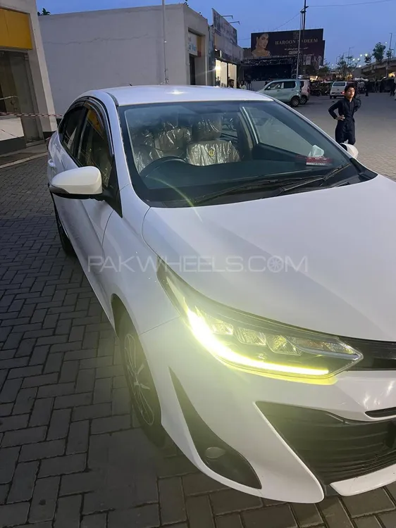 Toyota Yaris Sedan 2021 for Sale in Lahore Image-1
