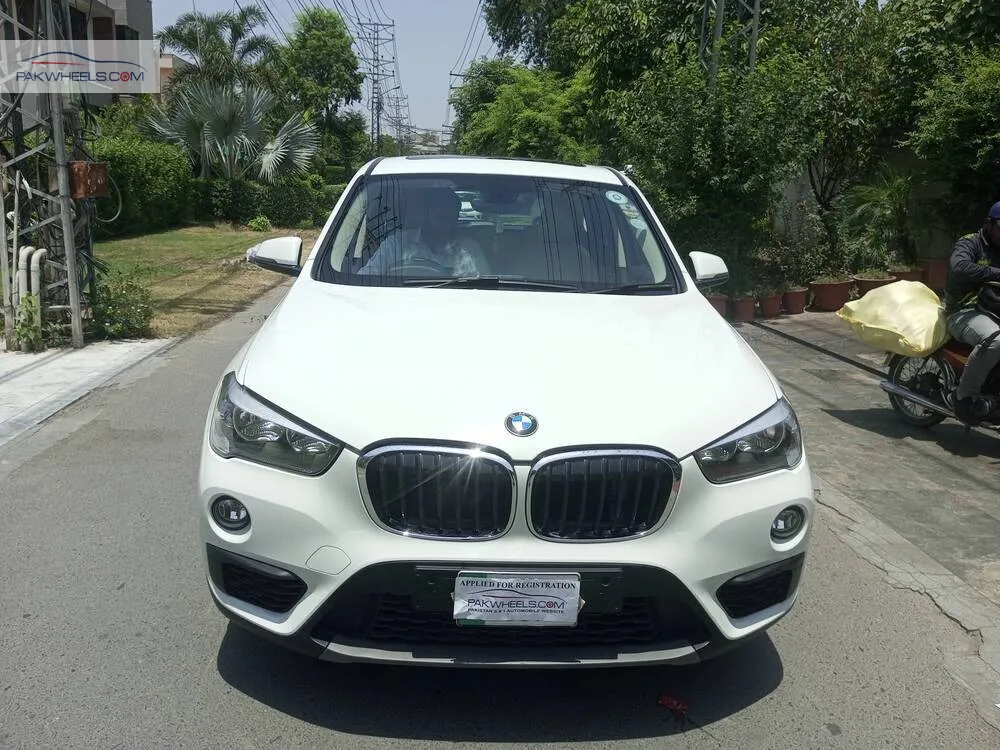 بی ایم ڈبلیو ایکس 1 2017 for Sale in لاہور Image-1