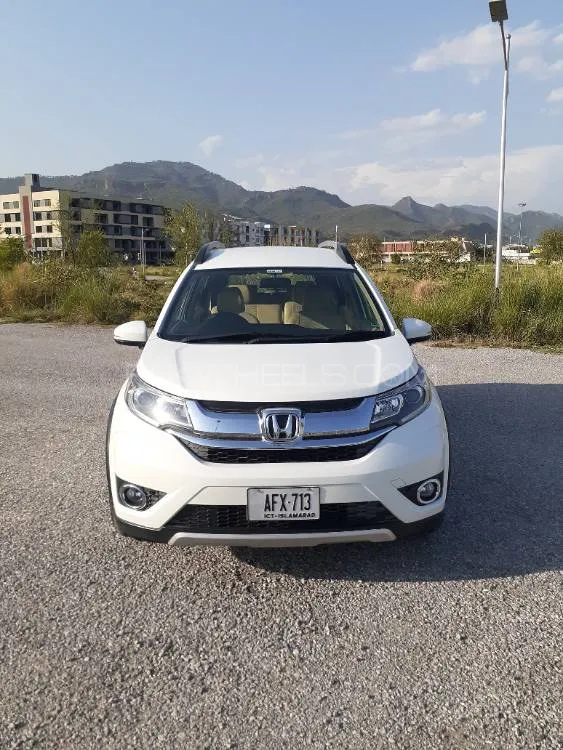 Honda BR-V 2017 for Sale in Islamabad Image-1