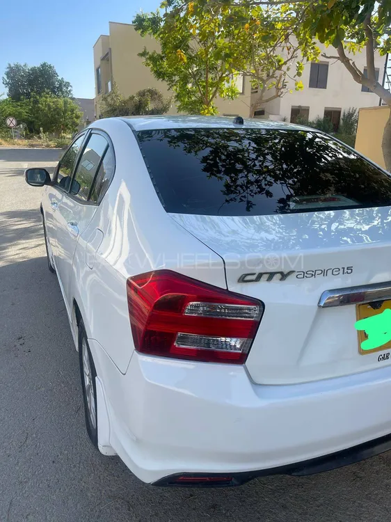 Honda City 2016 for Sale in Karachi Image-1