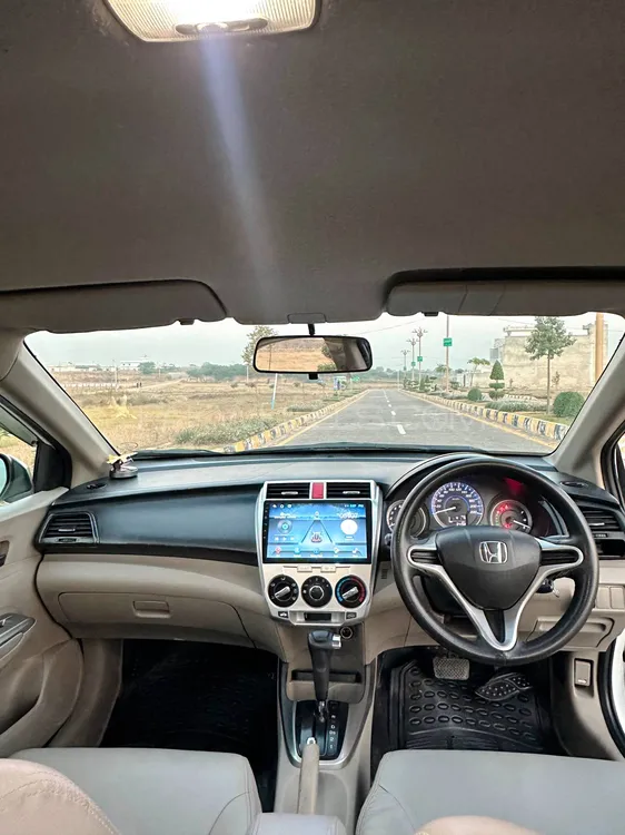 Honda City 2016 for Sale in Islamabad Image-1