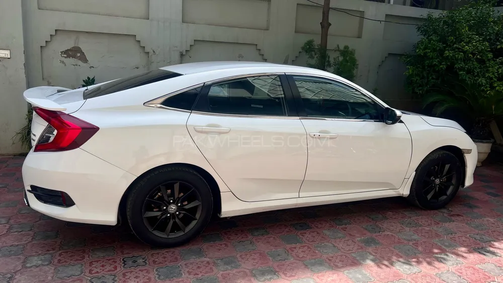Honda Civic 2018 for Sale in Sialkot Image-1