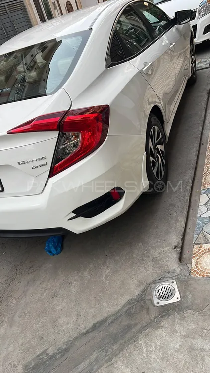 Honda Civic 2018 for Sale in Lahore Image-1