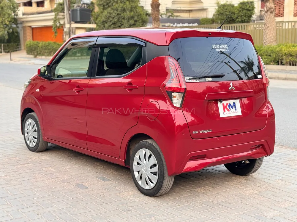 Mitsubishi Ek Wagon 2022 for Sale in Multan Mitsubishi Ek Wagon 2022 for Sale in Multan Image-8