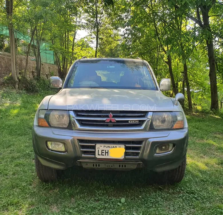 Mitsubishi Pajero 2003 for Sale in Islamabad Image-1