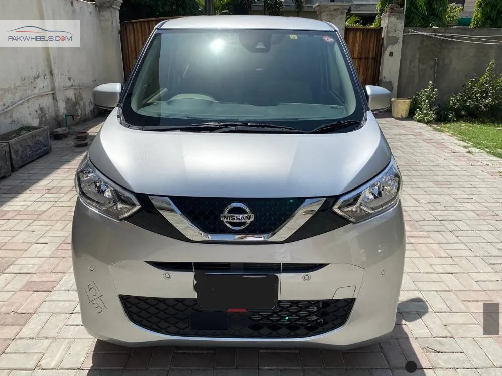 نسان ڈیز 2022 for Sale in لاہور Image-1