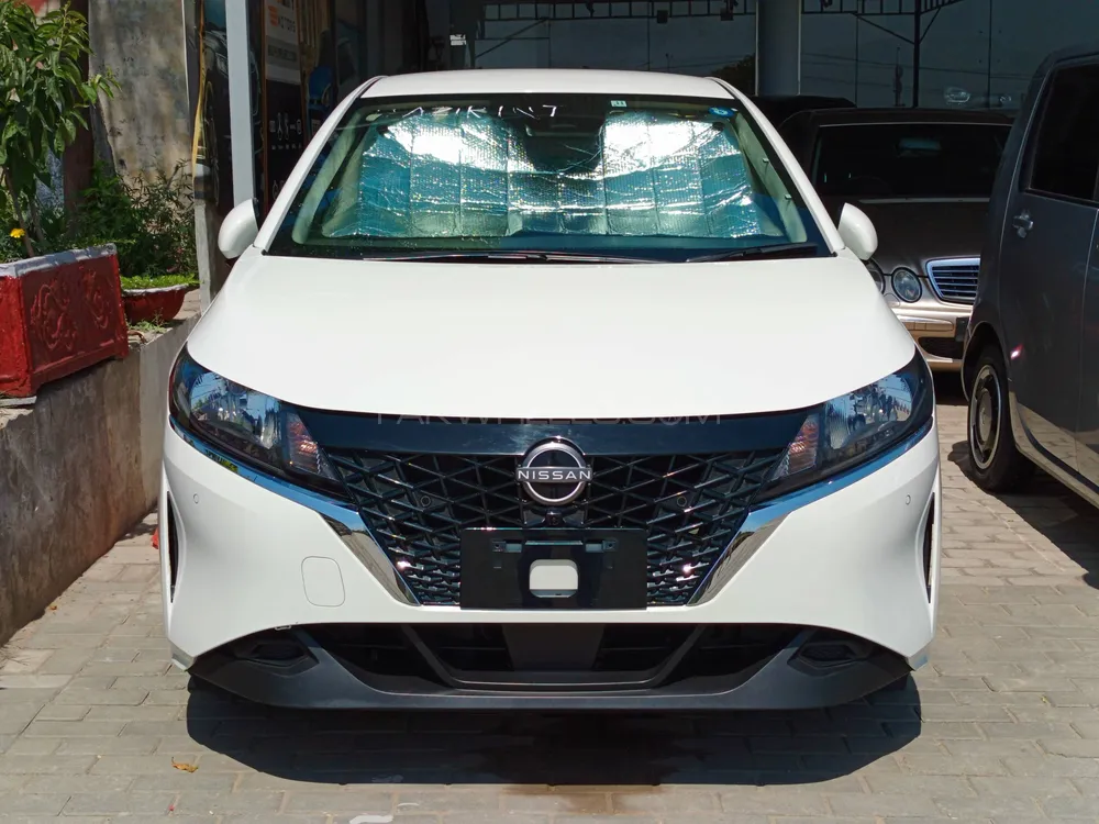 Nissan Note 2021 for Sale in Islamabad Image-1