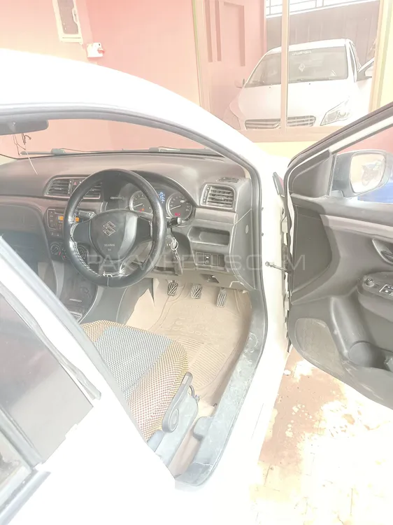 Suzuki Ciaz 2017 for Sale in Khanpur Image-1