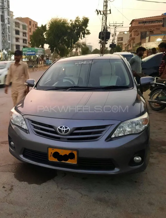 Toyota Corolla 2013 for Sale in Karachi Image-1