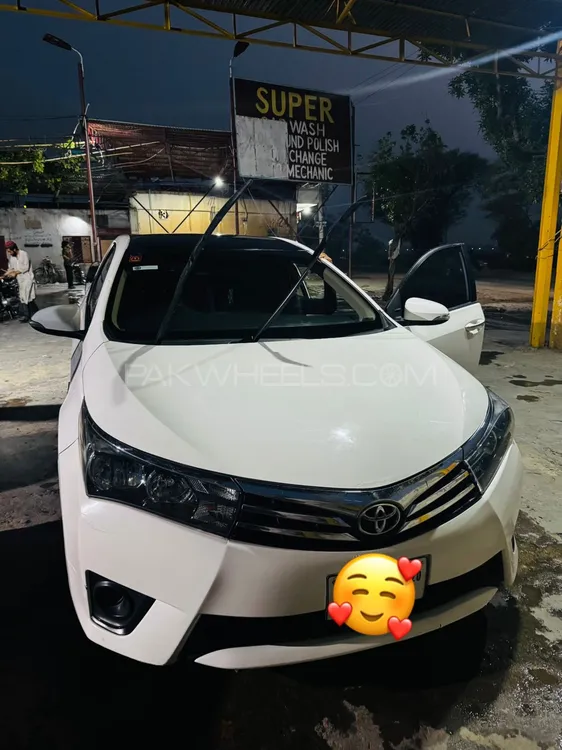 Toyota Corolla 2015 for Sale in Sialkot Image-1