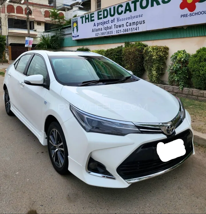 Toyota Corolla 2020 for Sale in Lahore Image-1