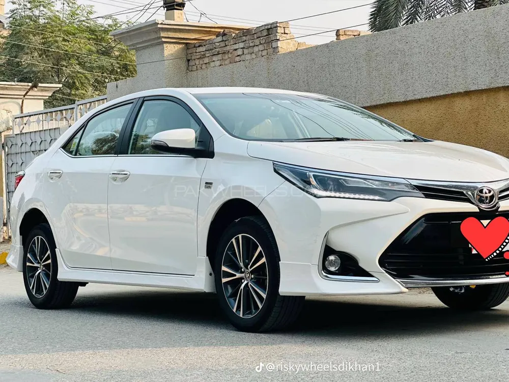 Toyota Corolla 2021 for Sale in Dera ismail khan Image-1