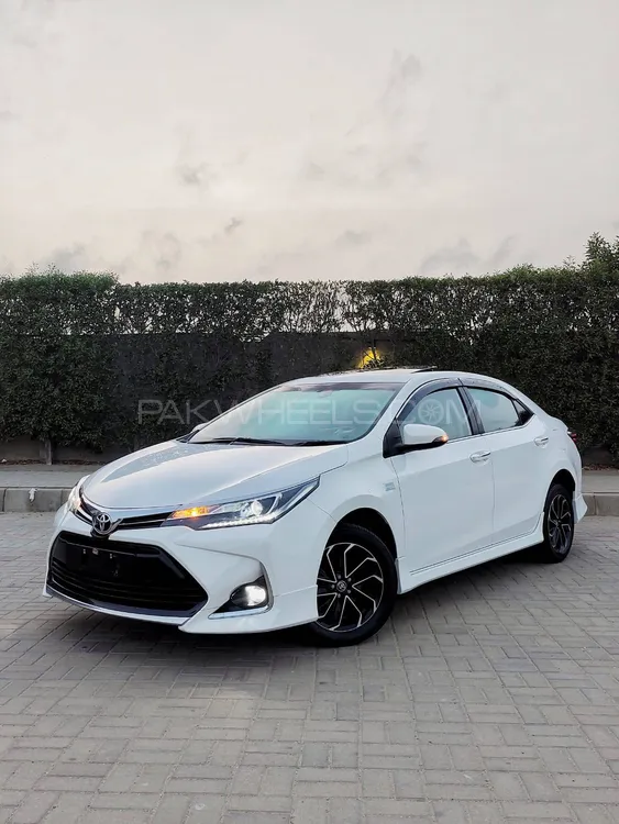 Toyota Corolla 2023 for Sale in Karachi Image-1