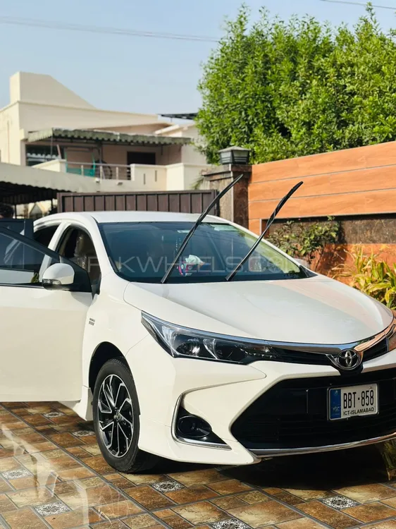 Toyota Corolla 2023 for Sale in Multan Image-1