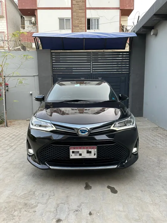 Toyota Corolla Axio 2017 for Sale in Karachi Image-1