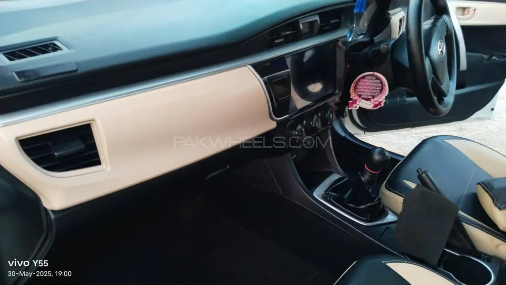Toyota Corolla 2015 for Sale in Sargodha Image-1