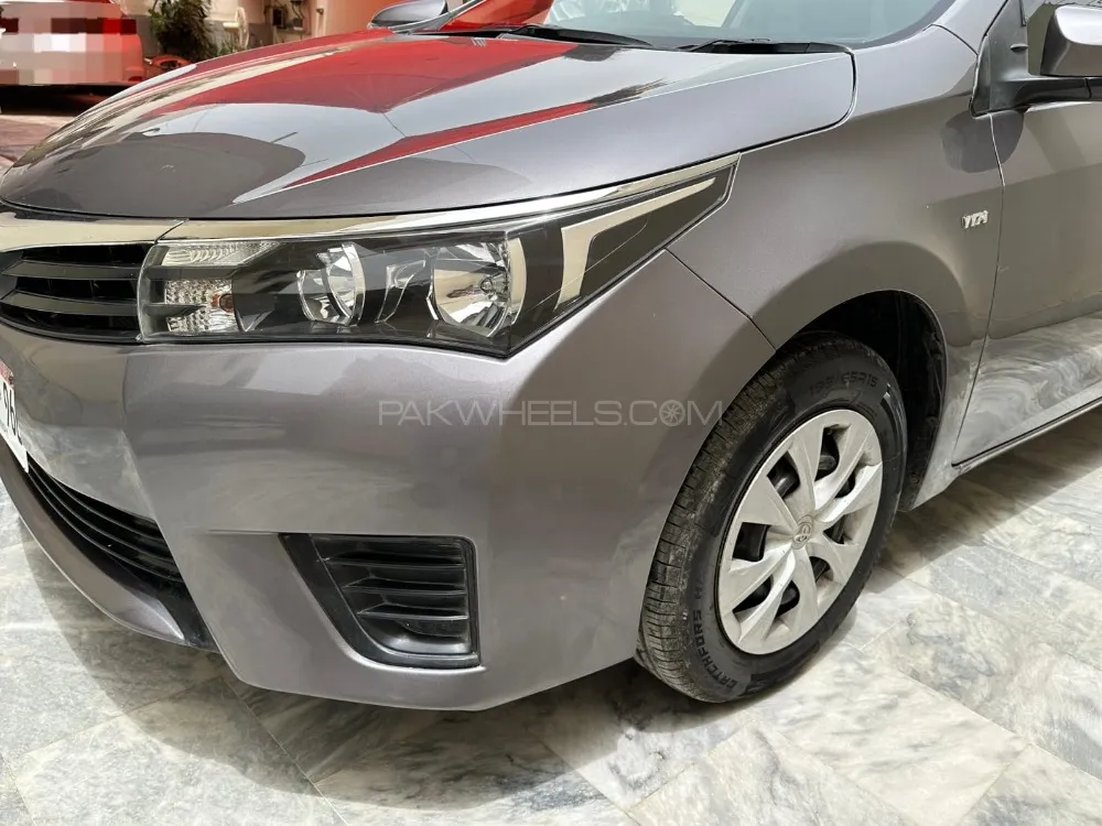 Toyota Corolla 2015 for Sale in Karachi Image-1