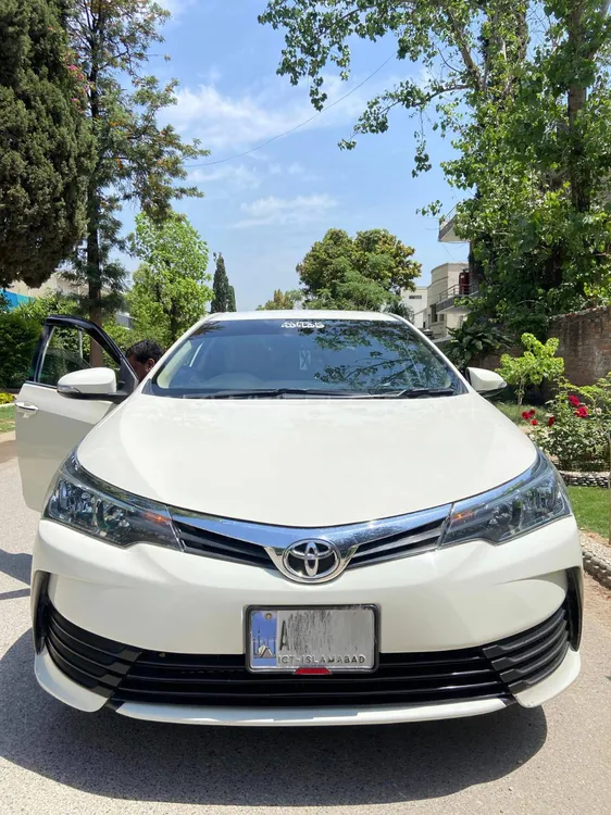 Toyota Corolla 2016 for Sale in Islamabad Image-1