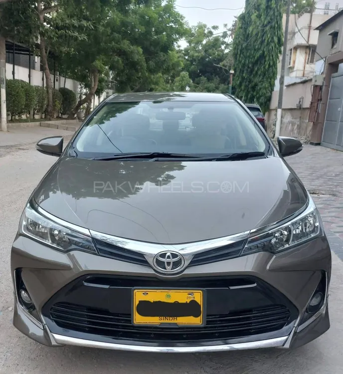 Toyota Corolla 2018 for Sale in Karachi Image-1