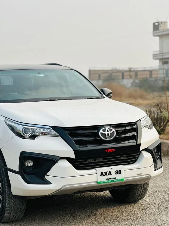 Toyota Fortuner 2021 for Sale in Peshawar Image-1
