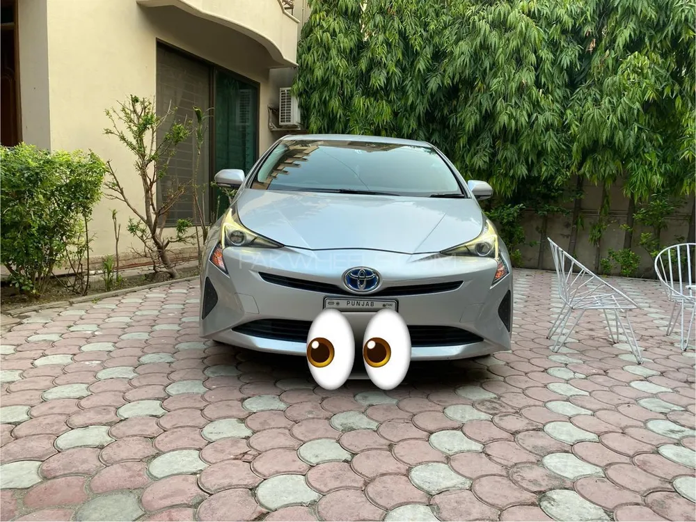 Toyota Prius 2018 for Sale in Lahore Image-1