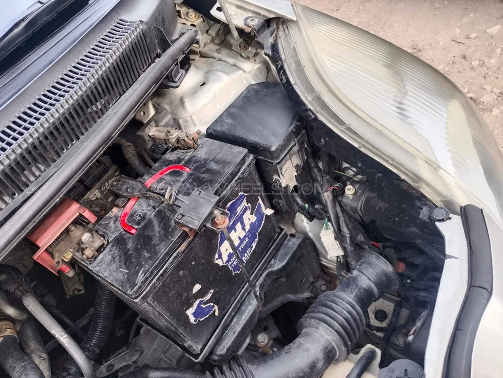Toyota Vitz 2011 for Sale in Lahore Image-1