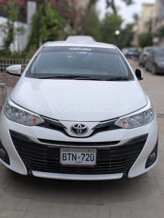 Toyota Yaris Sedan 2021 for Sale in Karachi Image-1