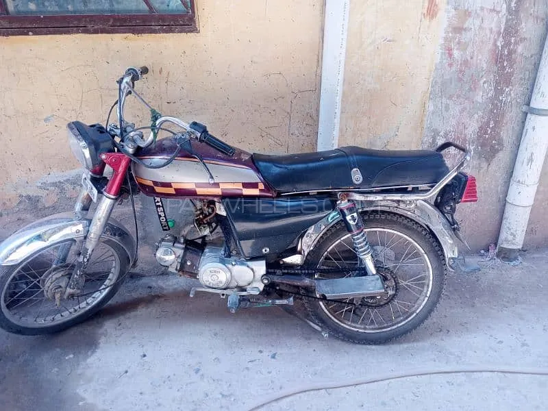 یونیک Xtreme UD 70 2012 for Sale Image-1