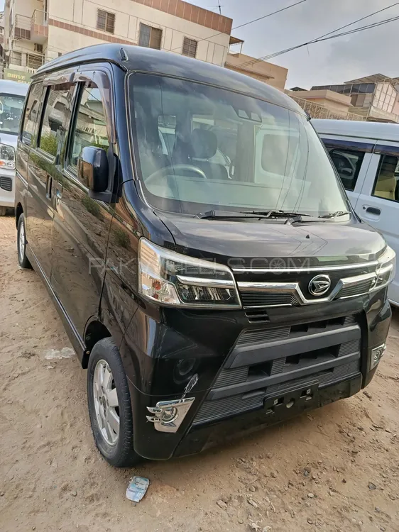 Daihatsu Atrai Wagon 2018 for Sale in Karachi Image-1