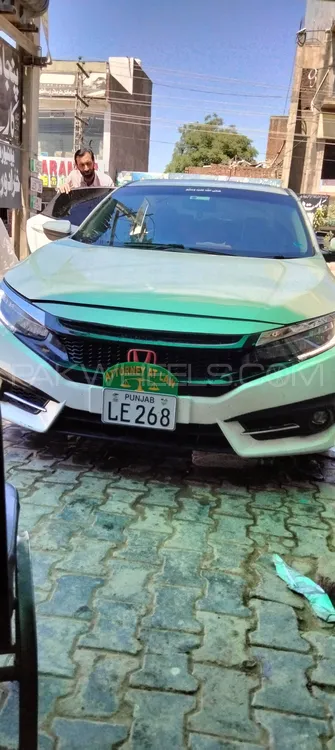 Honda Civic 2016 for Sale in Hafizabad Image-1