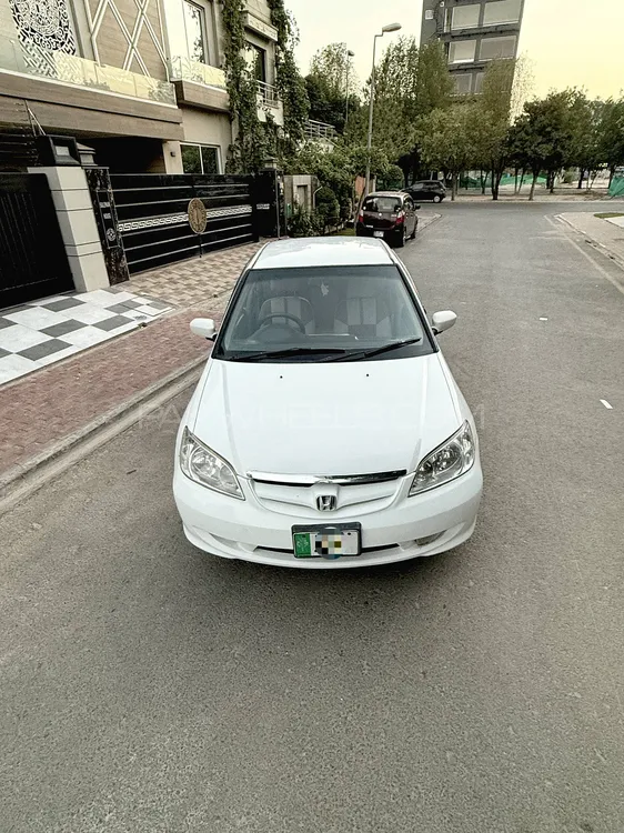 Honda Civic 2004 for Sale in Lahore Image-1