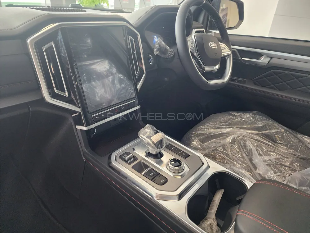 JAC T9 2025 for Sale in Islamabad Image-1