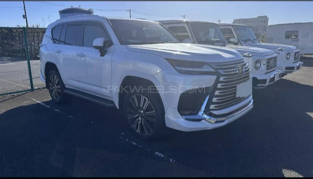 Lexus LX Series 2022 for Sale in Karachi Image-1