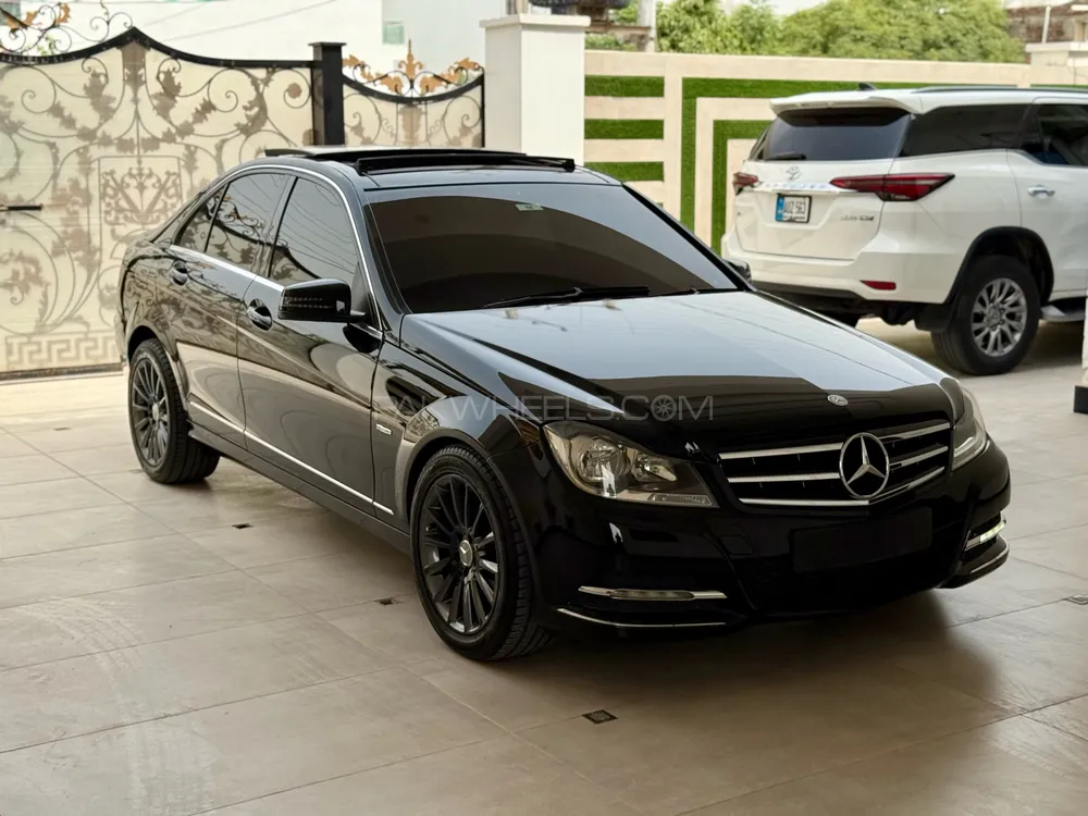 Mercedes Benz C Class 2011 for Sale in Lahore Image-1