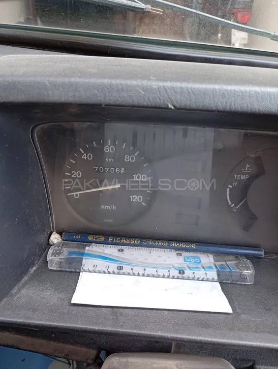 Suzuki Bolan 2015 for Sale in Lahore Image-1