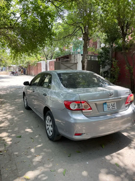 Toyota Corolla 2013 for Sale in Lahore Image-1