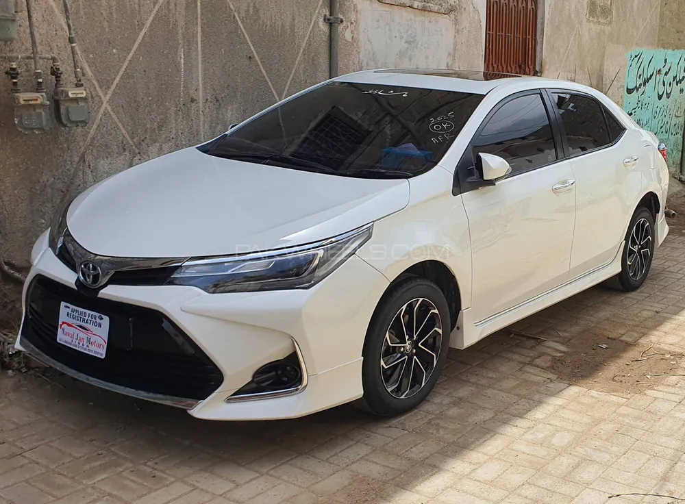 Toyota Corolla 2023 for Sale in Karachi Image-1