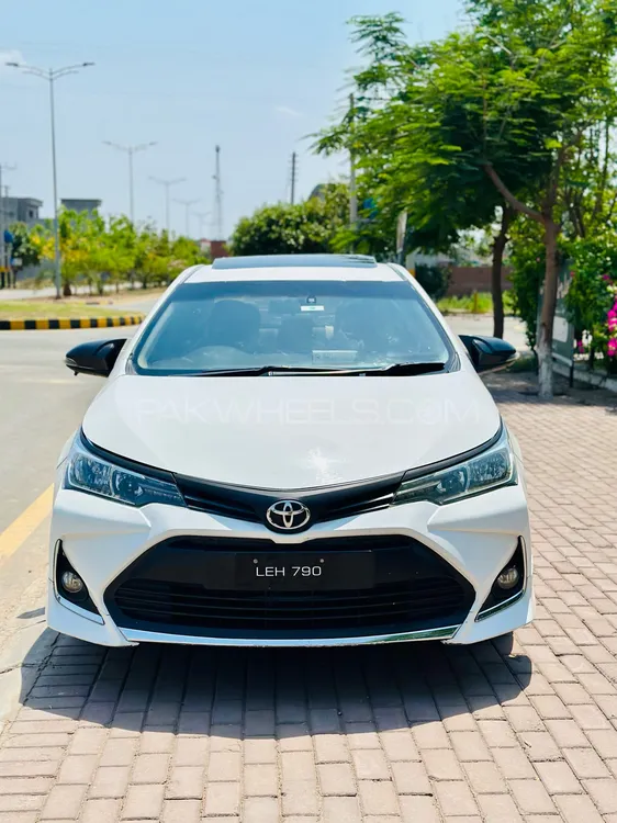 Toyota Corolla 2016 for Sale in Mandi bahauddin Image-1