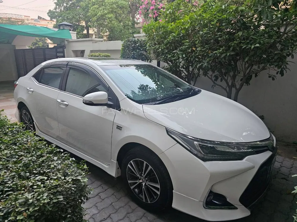 Toyota Corolla 2021 for Sale in Gujranwala Image-1