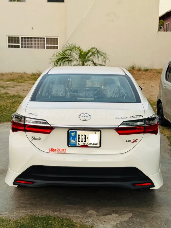 Toyota Corolla 2025 for Sale in Mandi bahauddin Image-1