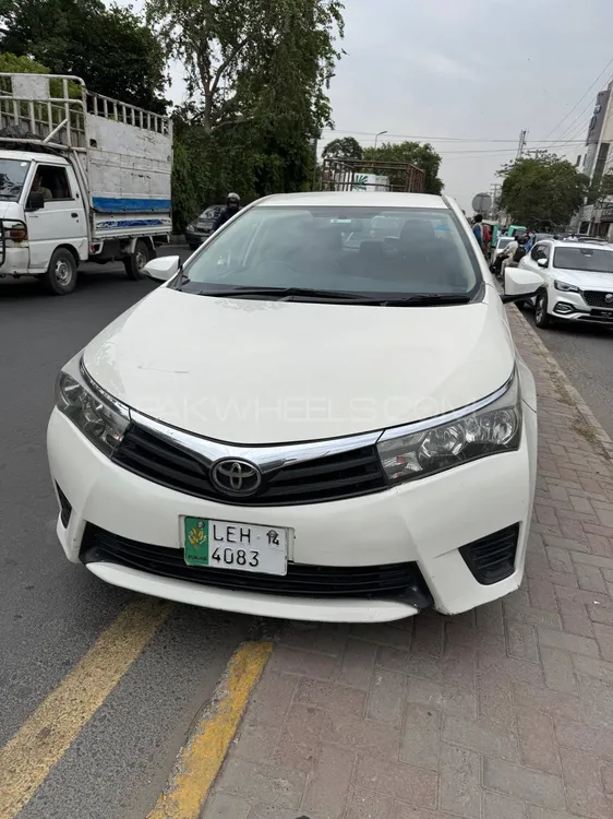 Toyota Corolla 2014 for Sale in Lahore Image-1