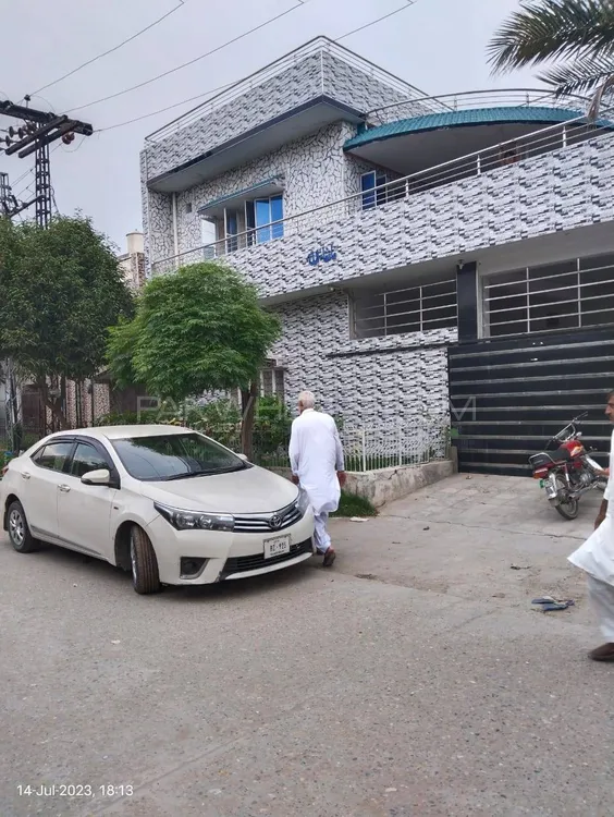 Toyota Corolla 2014 for Sale in Jhelum Image-1