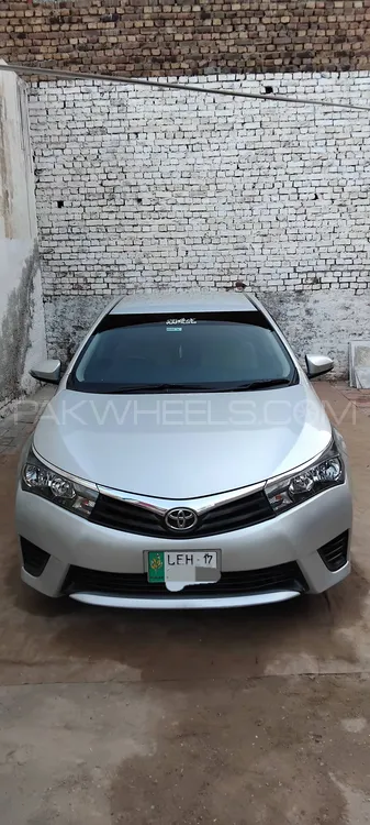 Toyota Corolla 2017 for Sale in Sargodha Image-1