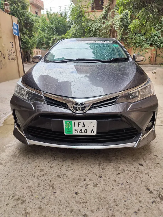 Toyota Corolla 2017 for Sale in Islamabad Image-1