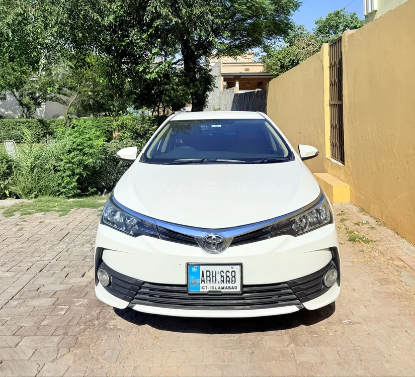 Toyota Corolla 2020 for Sale in Islamabad Image-1