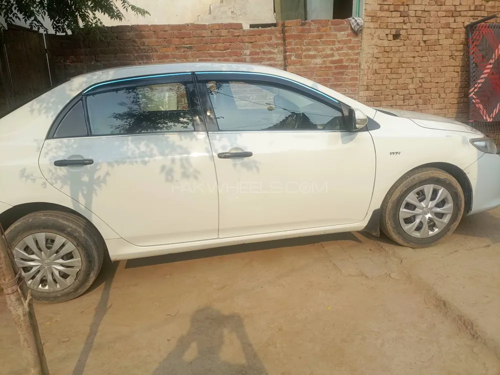 Toyota Corolla 2009 for Sale in Okara Image-1