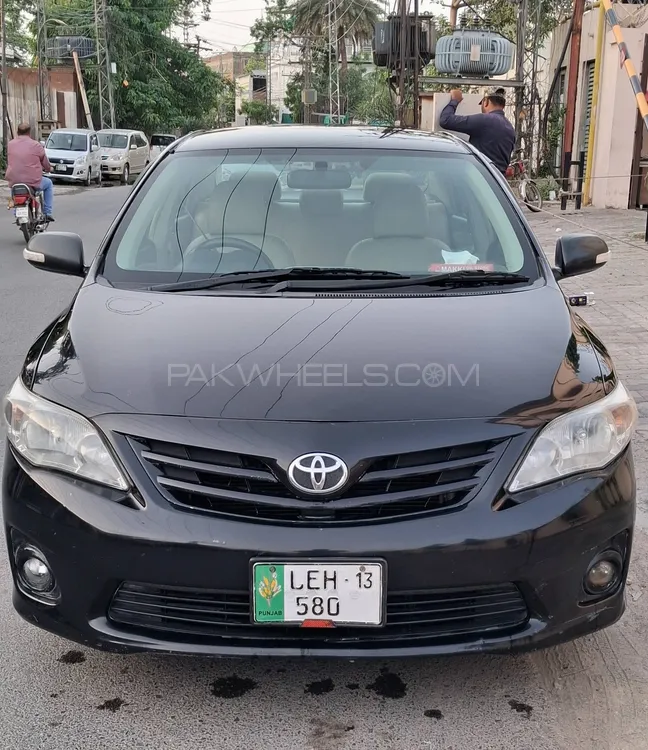 Toyota Corolla 2013 for Sale in Lahore Image-1